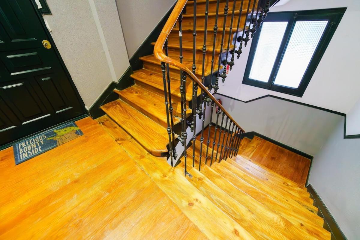 Exclusive Temporary Flat With Balconies Temporal Afi332d * Madryt